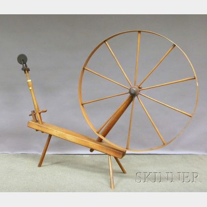Large Wooden Spinning Wheel. 