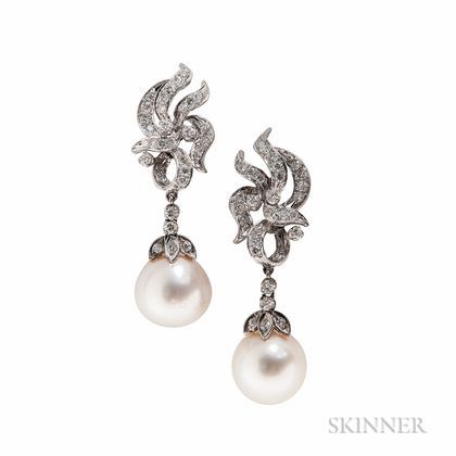 18kt White Gold and Pearl Earrings