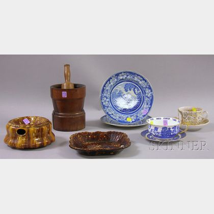 Ten Assorted Country and Decorated Ceramic Articles