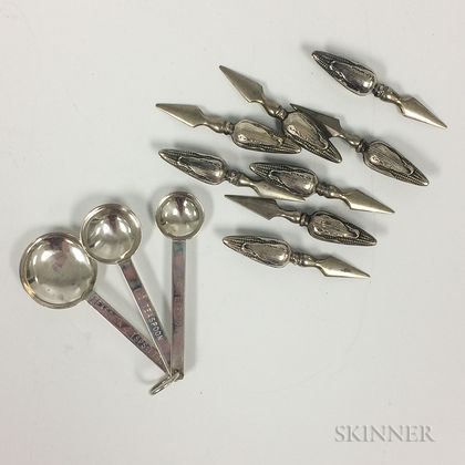Cartier Sterling Silver Measuring Spoons and Eight Corn Holders