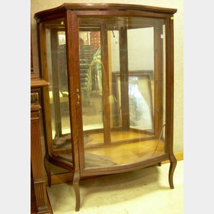 Sawyer, Walbridge and Briggs Oak and Curved Glass Mirrored Display Cabinet