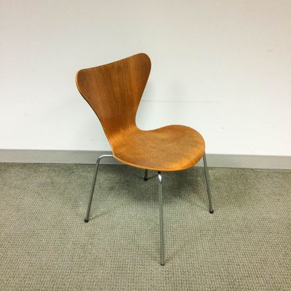 Arne Jacobsen for Fritz Hansen "Series 7" Chair