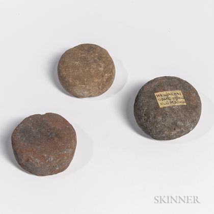 Three Hawaiian Game Stones, Ulumaika 