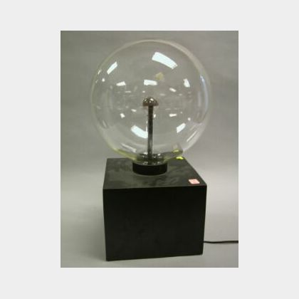Electric Plasma Globe. 
