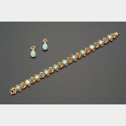 14kt Gold and Opal Bracelet and Matching Earrings. 