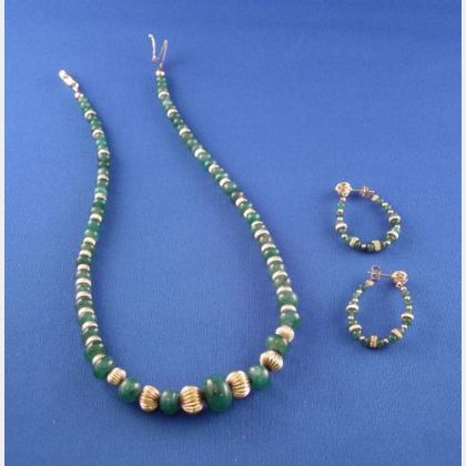 14kt Gold and Emerald Bead Necklace
