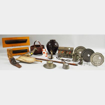 Group of Miscellaneous Americana and Decorative Articles