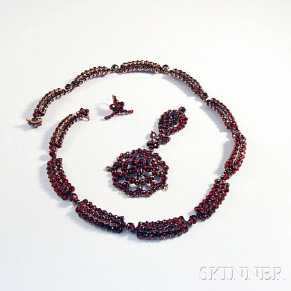 Garnet Necklace and Pendant