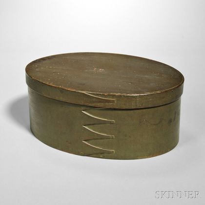 Shaker Olive Green-painted Oval Covered Box
