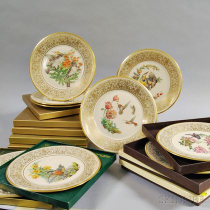 Fifteen Lenox and Boehm Porcelain Bird Plates