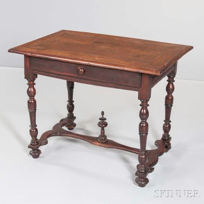 Continental Baroque-style Walnut Table