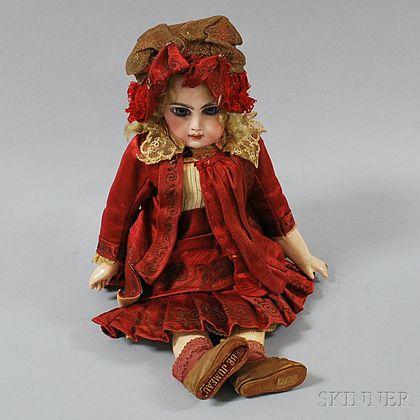 Bébé Jumeau Bisque Head Girl Doll
