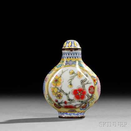 Enameled Porcelain Snuff Bottle with Plum Blossoms