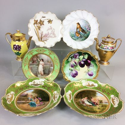 Eight Porcelain Items