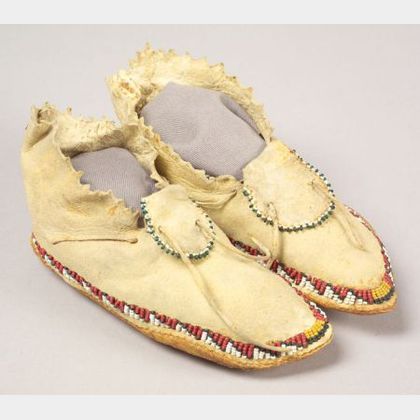 Southern Plains Beaded Hide Child's Moccasins