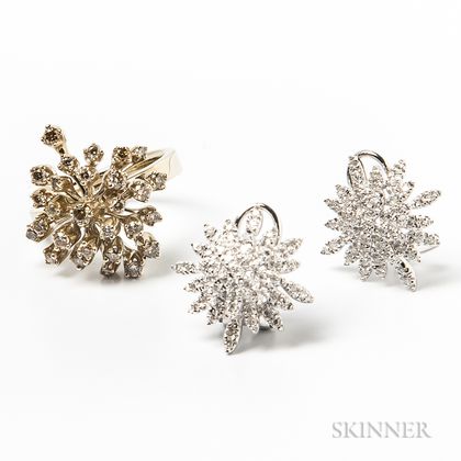 18kt Gold and Champagne Diamond Cluster Ring and a Pair of 14kt White Gold and Diamond Cluster Sunburst Earclips