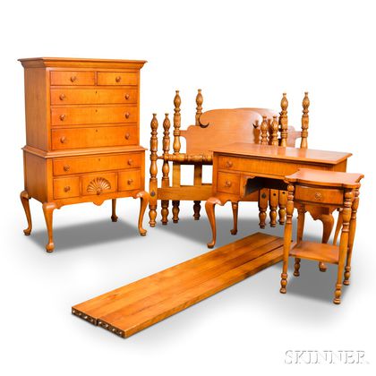 Five-piece Chippendale-style Tiger Maple Bedroom Set