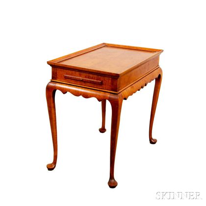 Eldred Wheeler Queen Anne-style Maple Tea Table