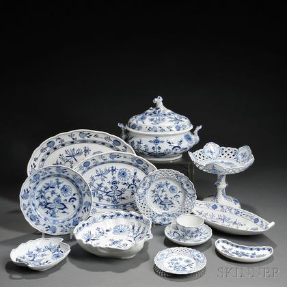 Assembled Meissen Blue Onion Pattern Porcelain Dinner Service