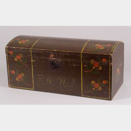 Paint Decorated Dome-top Pine Box, America, early 19th century