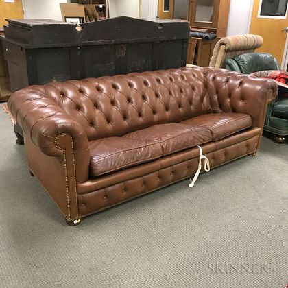 Brown Leather-upholstered Chesterfield-style Sofa/Bed