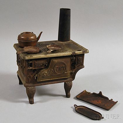 PET Miniature Stove and Accessories