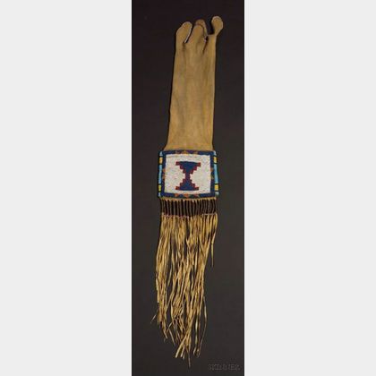 Northern Plains Beaded Hide Pipe Bbag