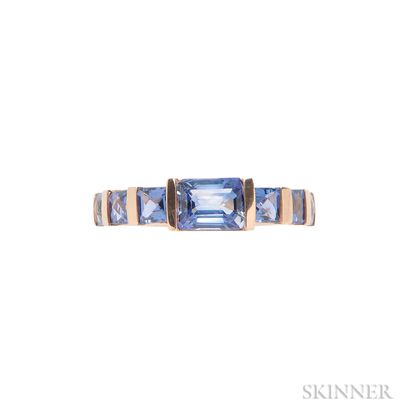 18kt Rose Gold and Sapphire Ring