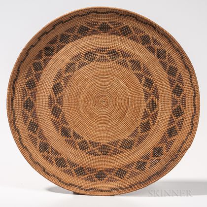 Northern California Mission Basketry Gambling Tray