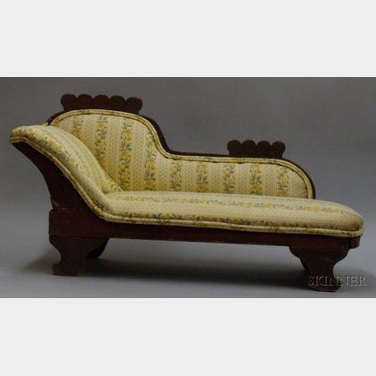 Doll's Chaise Longue
